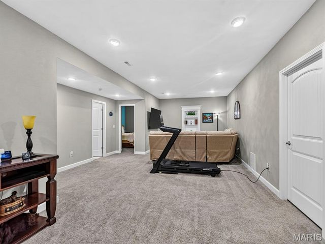2020 Ravenel, Swansea, IL 62226
