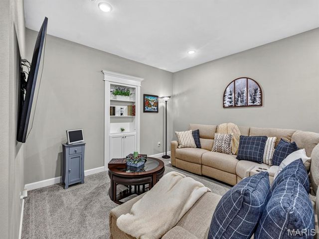 2020 Ravenel, Swansea, IL 62226