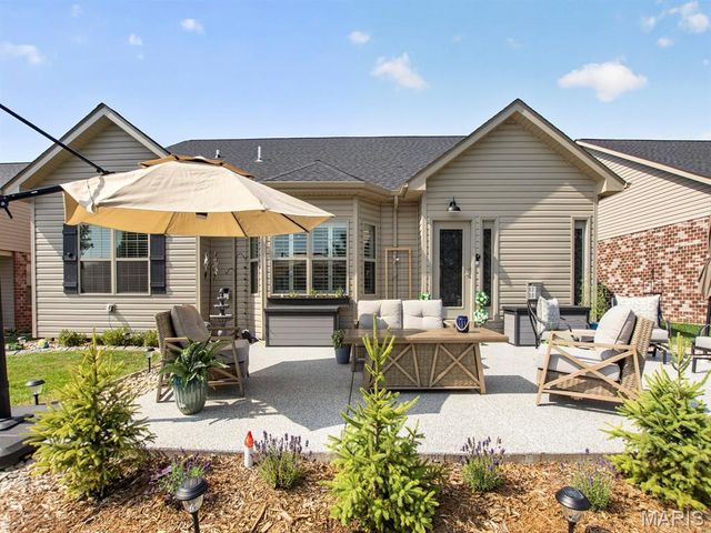 2020 Ravenel, Swansea, IL 62226