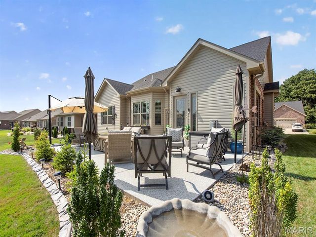 2020 Ravenel, Swansea, IL 62226