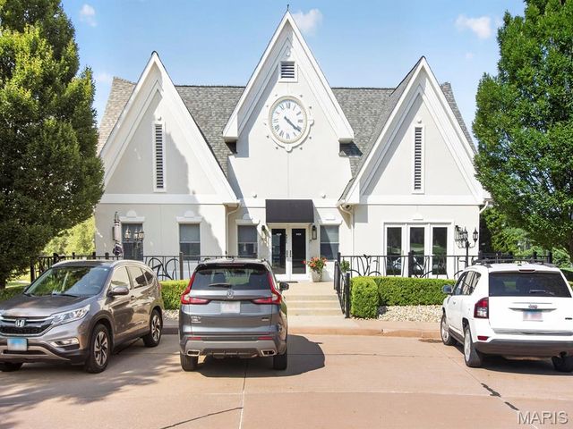 2020 Ravenel, Swansea, IL 62226