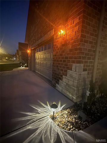 2020 Ravenel, Swansea, IL 62226
