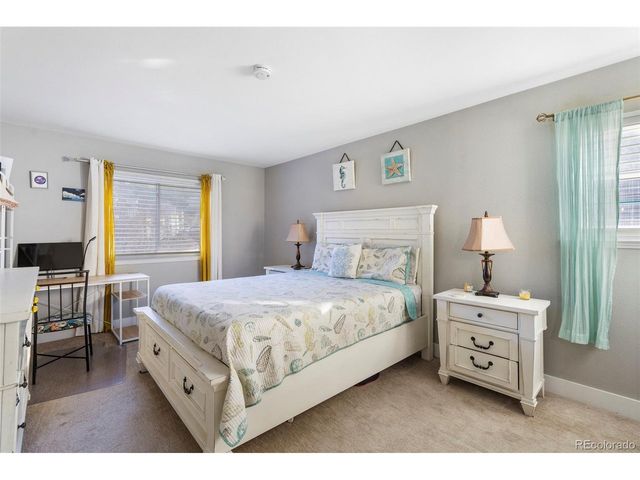 904 S Walden Way 102, Aurora, CO 80017