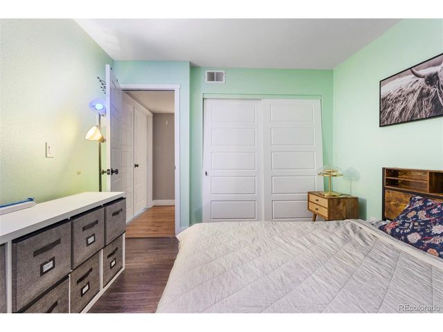 904 S Walden Way 102, Aurora, CO 80017