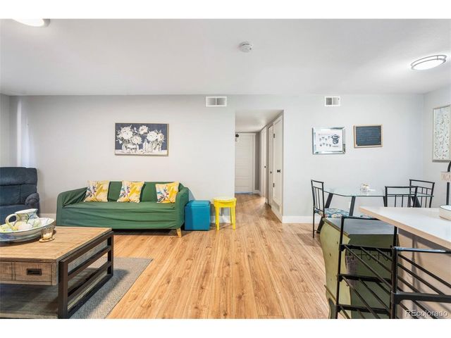 904 S Walden Way 102, Aurora, CO 80017