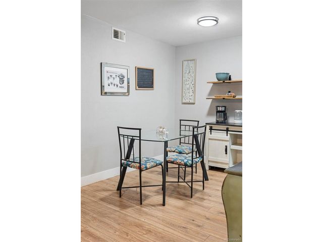 904 S Walden Way 102, Aurora, CO 80017