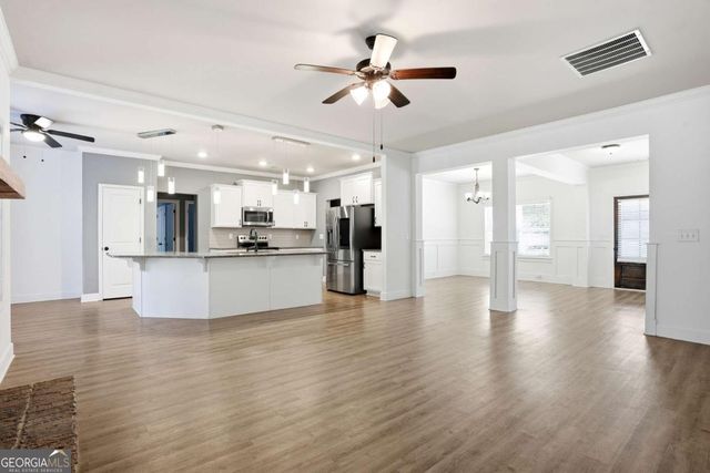 95 Hawthorn Lane, Covington, GA 30014