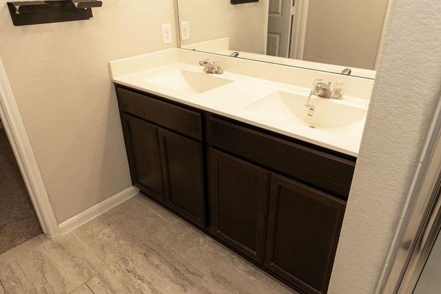 1618 City Nights Way, Houston, TX 77047