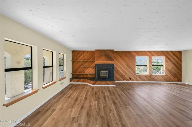 31720 96th Street East, Littlerock, CA 93543