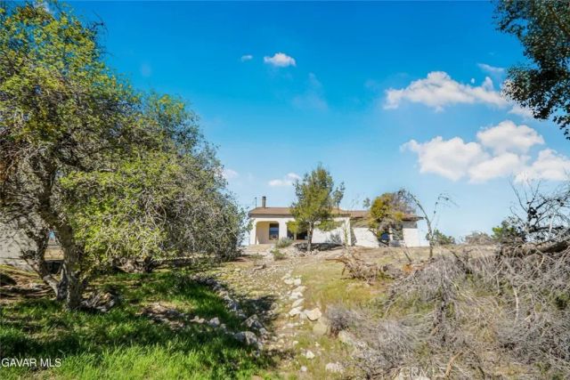 31720 96th Street East, Littlerock, CA 93543
