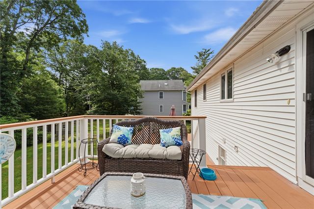 15 Clay Lane, Westerly, RI 02891