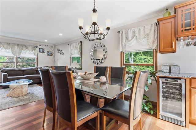 15 Clay Lane, Westerly, RI 02891