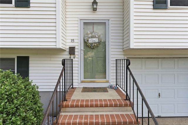 15 Clay Lane, Westerly, RI 02891