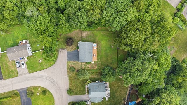 15 Clay Lane, Westerly, RI 02891