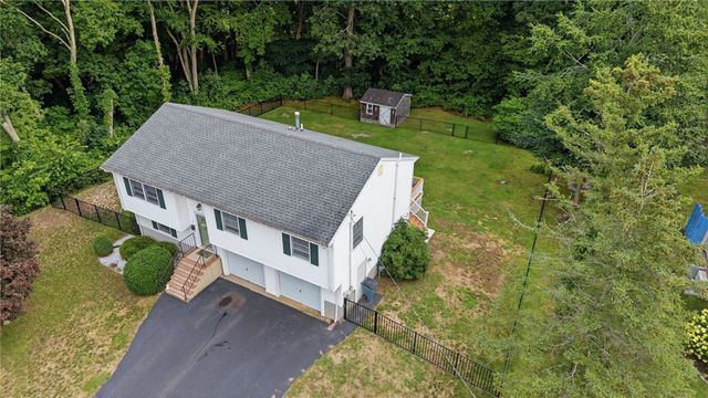15 Clay Lane, Westerly, RI 02891
