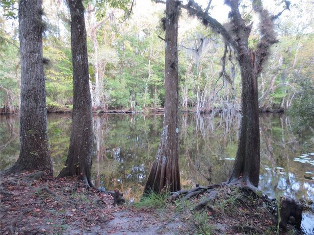 18640 SE 22ND LANE, Silver Springs, FL 34488