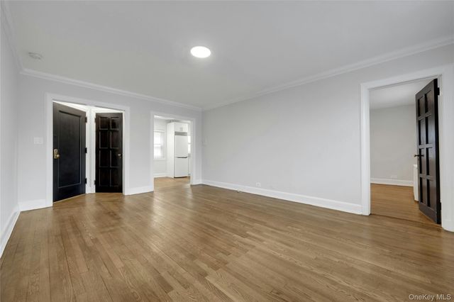 64 Kensington Road 1A, Bronxville, NY 10708