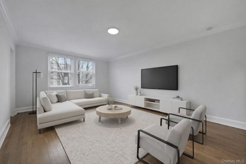 64 Kensington Road 1A, Bronxville, NY 10708