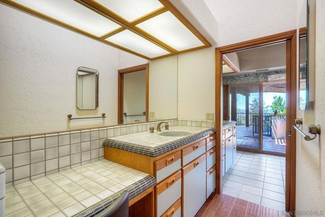 30458 Cool Valley Highlands Road, Valley Center, CA 92082