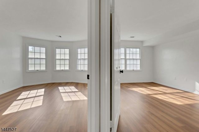 15 Crystal Lane 307, Paterson City, NJ 07501