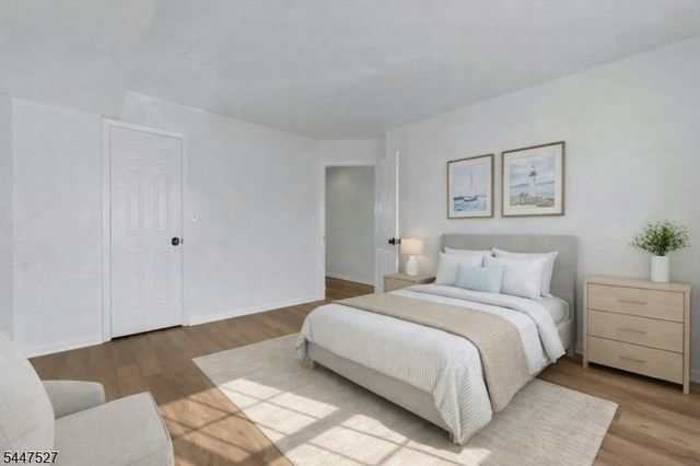 15 Crystal Lane 307, Paterson City, NJ 07501