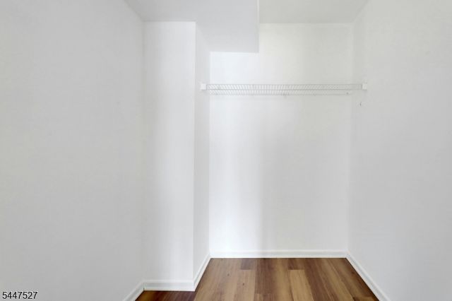 15 Crystal Lane 307, Paterson City, NJ 07501