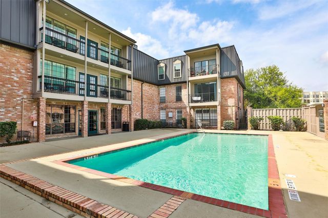 2400 N Braeswood Boulevard 106, Houston, TX 77030