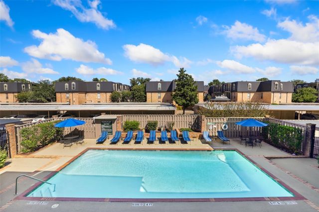 2400 N Braeswood Boulevard 106, Houston, TX 77030