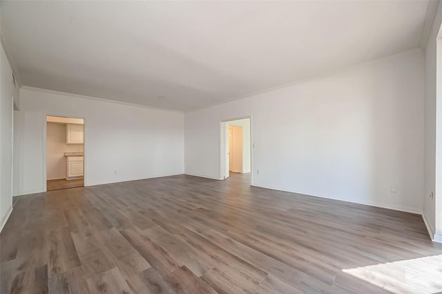 2400 N Braeswood Boulevard 106, Houston, TX 77030