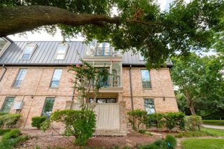 2400 N Braeswood Boulevard 106, Houston, TX 77030