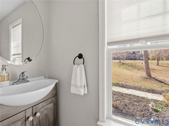 15831 Haggis Dr, Chesterfield, VA 23838