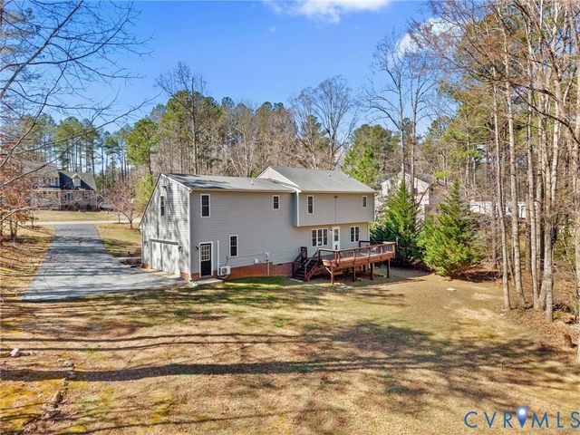 15831 Haggis Dr, Chesterfield, VA 23838