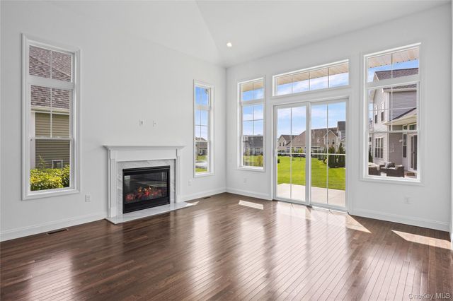 341 Aliana Avenue, Yaphank, NY 11980