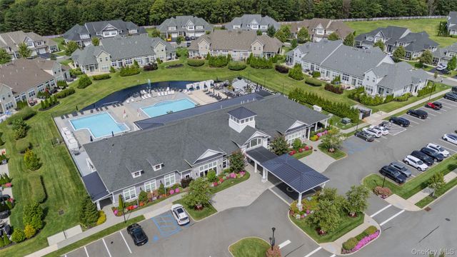 341 Aliana Avenue, Yaphank, NY 11980