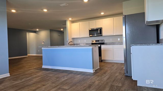 20771 Mercury Drive, Robertsdale, AL 36567