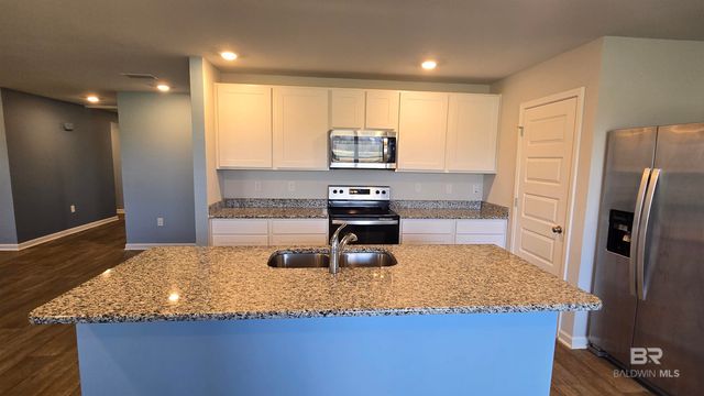 20771 Mercury Drive, Robertsdale, AL 36567