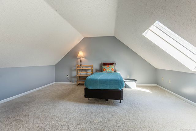 76 Silo Way 76, Bloomfield, CT 06002