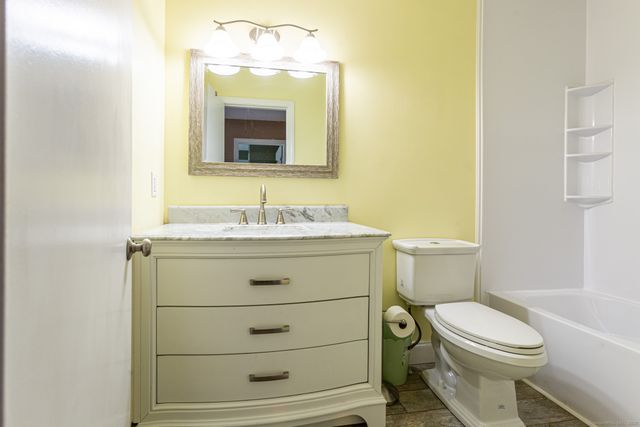 76 Silo Way 76, Bloomfield, CT 06002