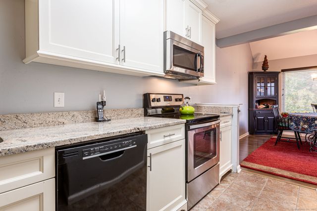 76 Silo Way 76, Bloomfield, CT 06002