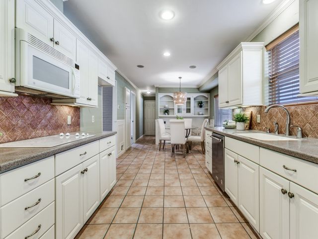 12123 Landlock Drive, Dallas, TX 75218