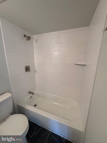 4 W LAKESHORE DR, Browns Mills, NJ 08015