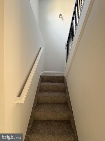 4 W LAKESHORE DR, Browns Mills, NJ 08015