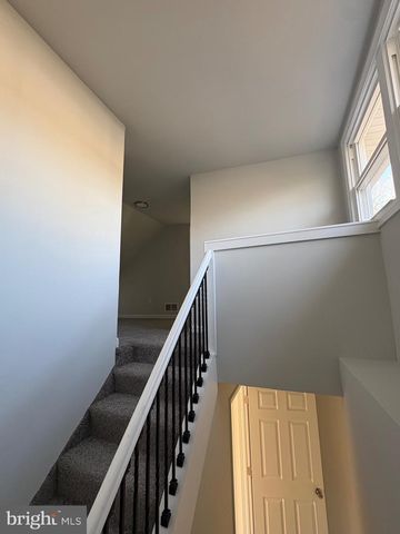 4 W LAKESHORE DR, Browns Mills, NJ 08015