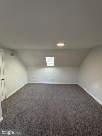 4 W LAKESHORE DR, Browns Mills, NJ 08015