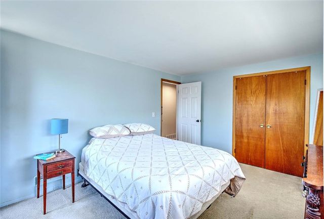 62 Meadowcrest Drive, Cumberland, RI 02864