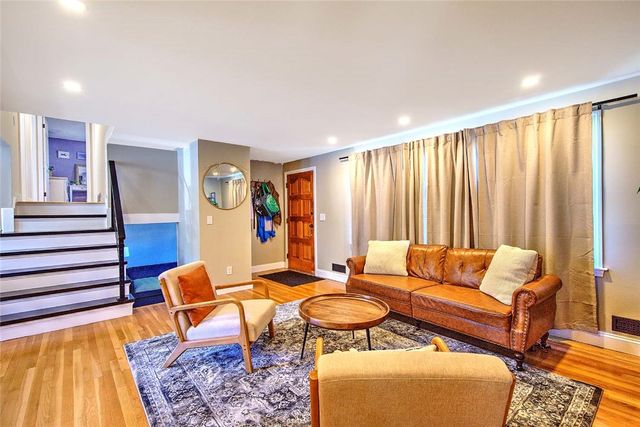 62 Meadowcrest Drive, Cumberland, RI 02864