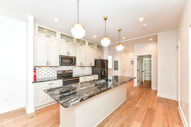 429 E Morris Street, Indianapolis, IN 46225