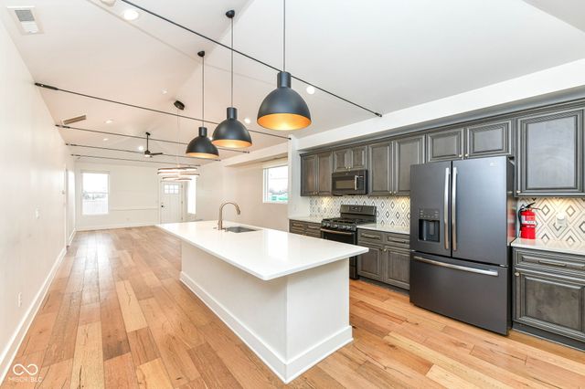 429 E Morris Street, Indianapolis, IN 46225