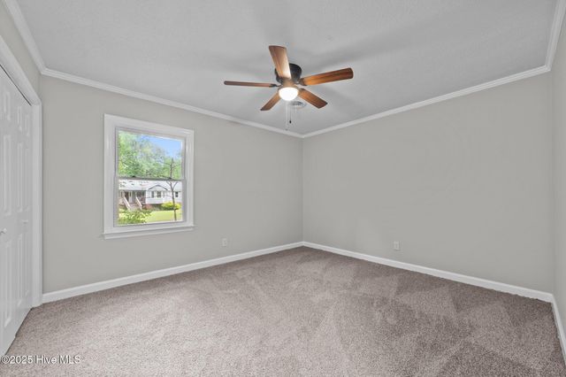 105 Country Place, Washington, NC 27889