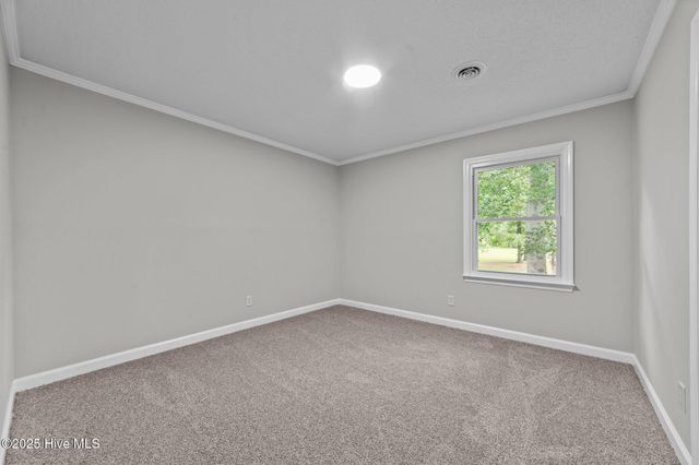 105 Country Place, Washington, NC 27889